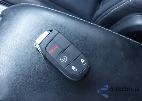 2015 Dodge Journey Crossroad z USA, uszkodzony, nr VIN 3C4PDDGG7FT568643